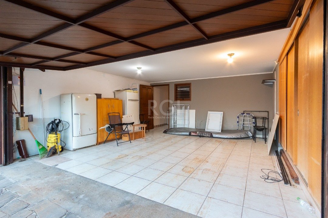 Casa à venda com 5 quartos, 322m² - Foto 19