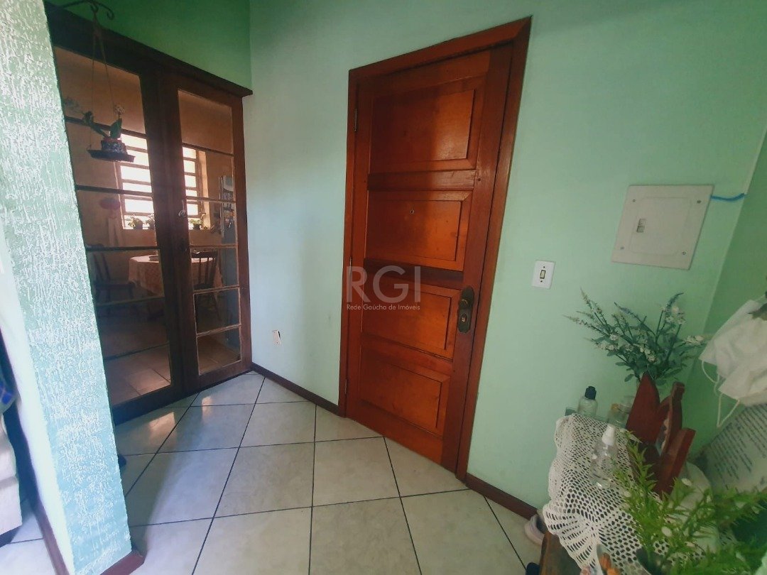 Apartamento à venda com 2 quartos, 77m² - Foto 2