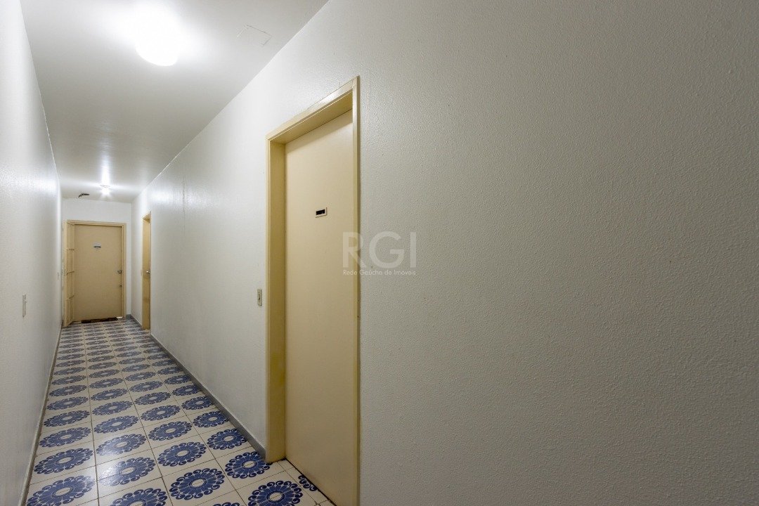 Apartamento à venda com 1 quarto, 36m² - Foto 4