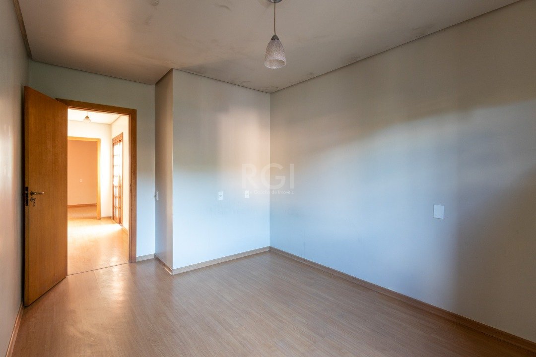 Casa à venda com 3 quartos, 337m² - Foto 15