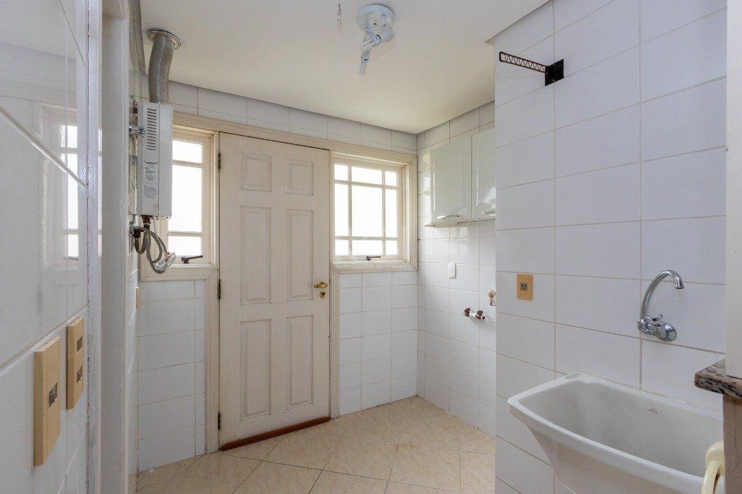 Casa de Condomínio à venda com 3 quartos, 250m² - Foto 16