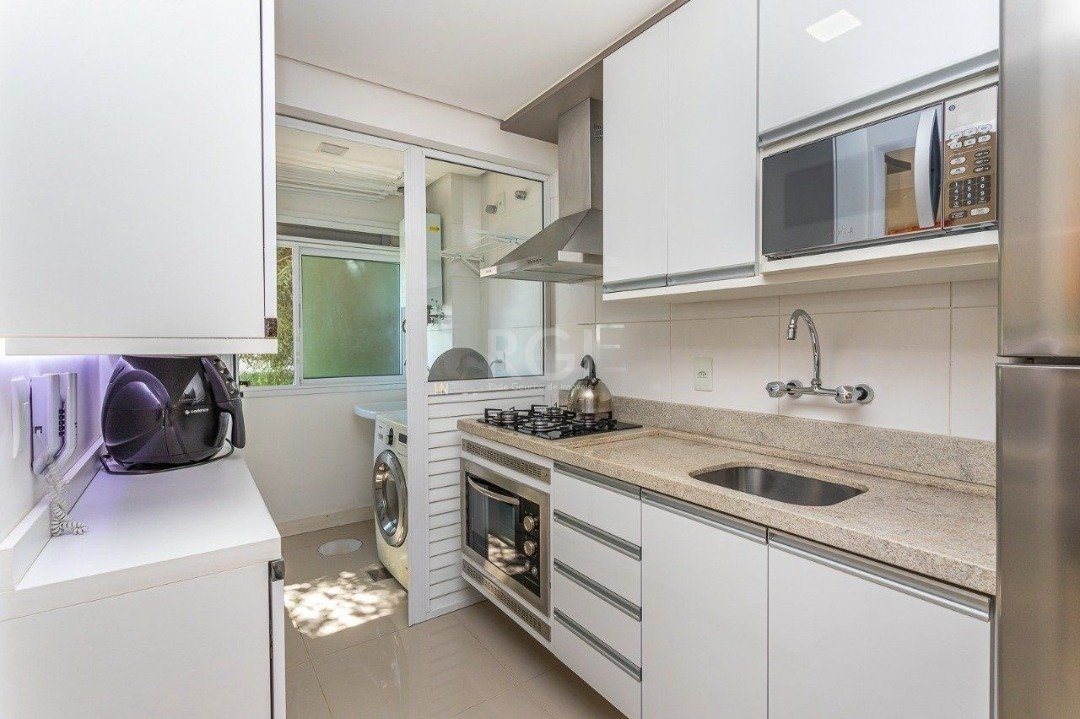 Apartamento à venda com 3 quartos, 87m² - Foto 2