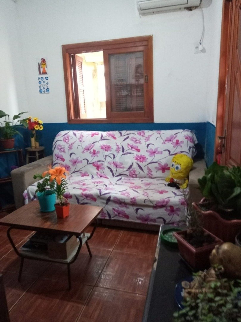 Casa à venda com 3 quartos, 60m² - Foto 5