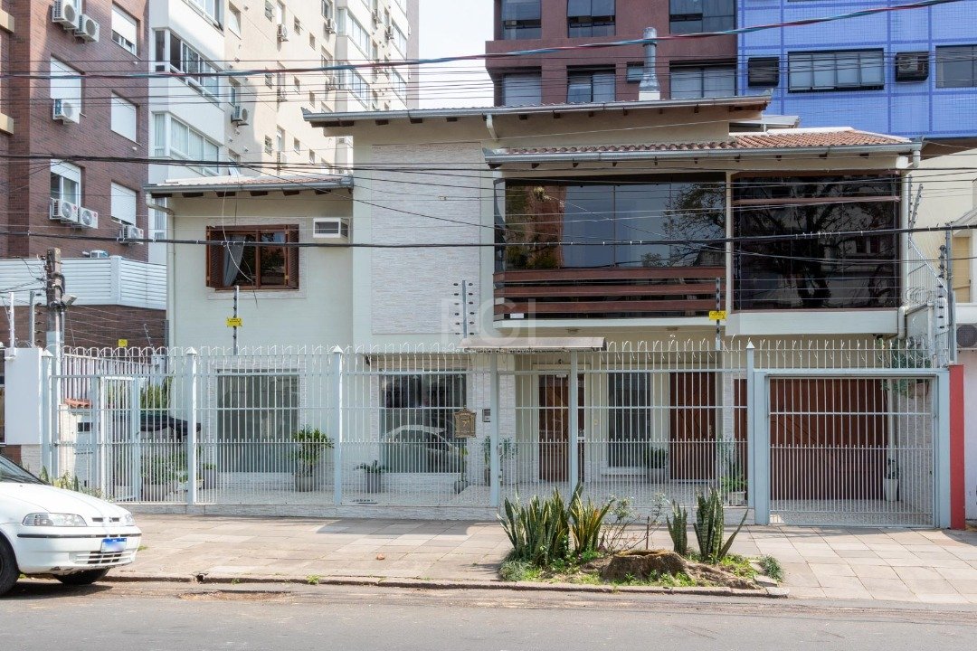 Predio com 215m² no bairro Menino Deus em Porto Alegre para Comprar