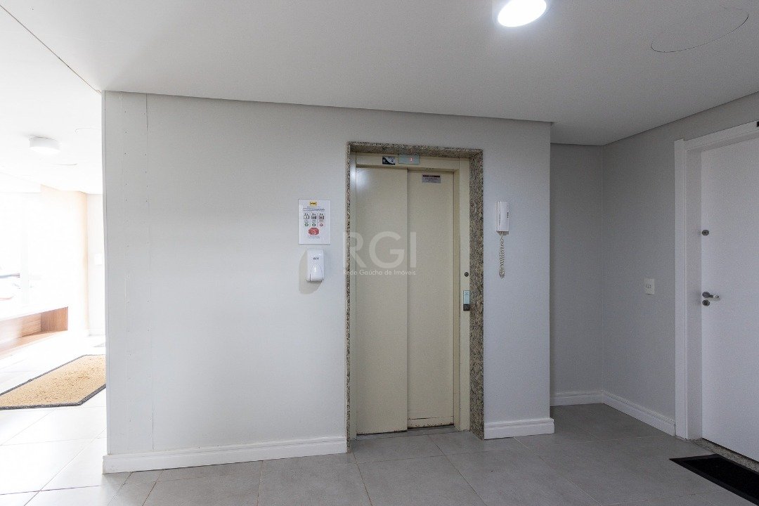 Apartamento à venda com 2 quartos, 45m² - Foto 5