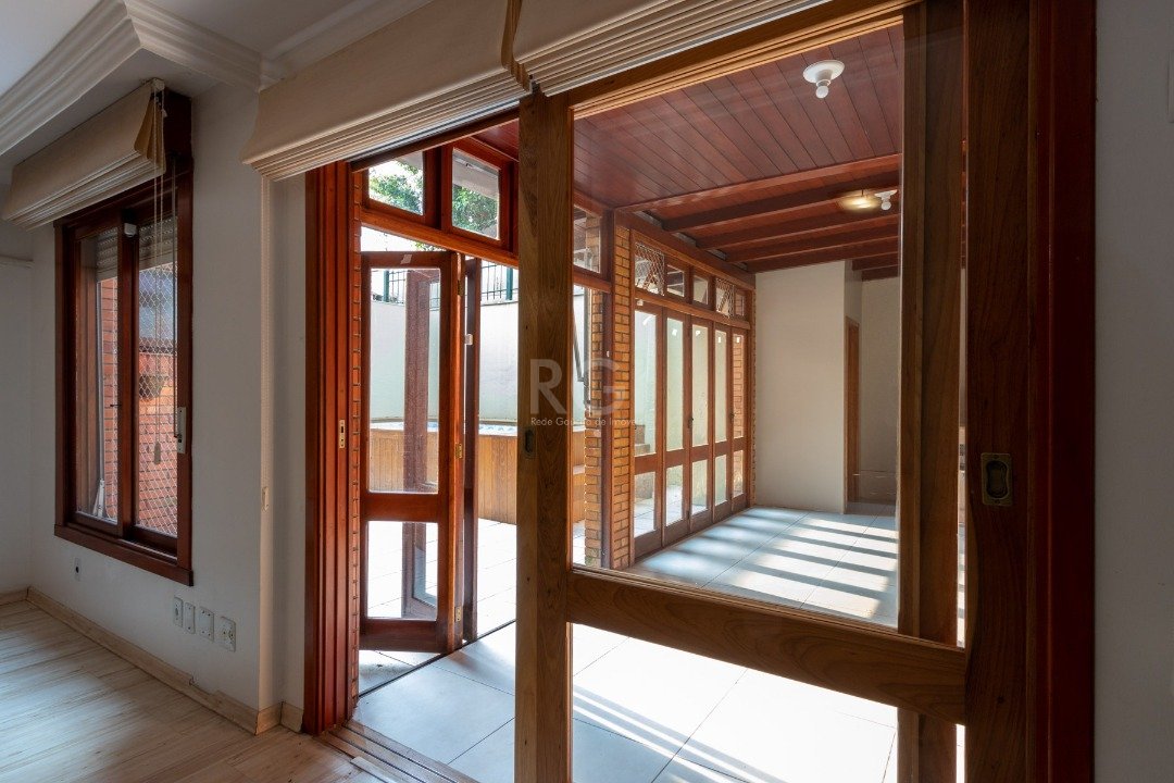 Casa à venda com 3 quartos, 155m² - Foto 12