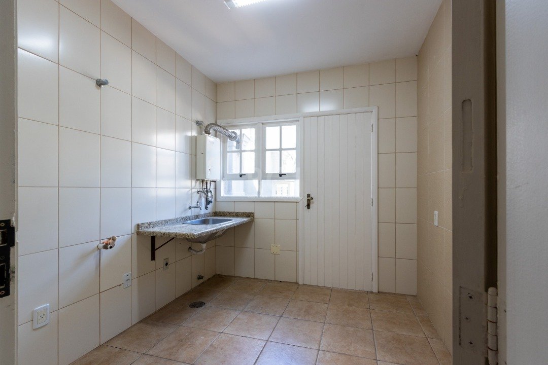 Casa à venda com 5 quartos, 298m² - Foto 15