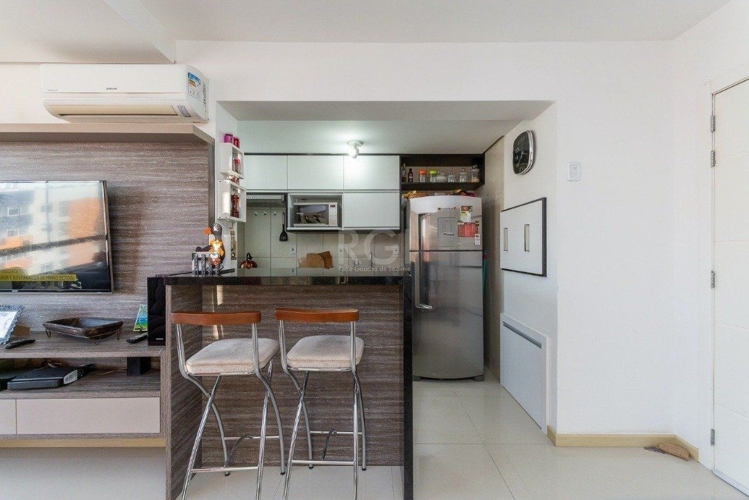 Apartamento à venda com 2 quartos, 57m² - Foto 7