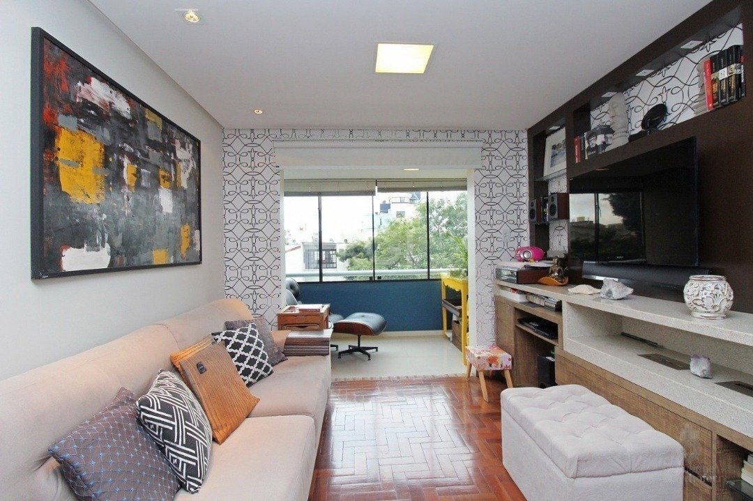 Apartamento à venda com 2 quartos, 71m² - Foto 1