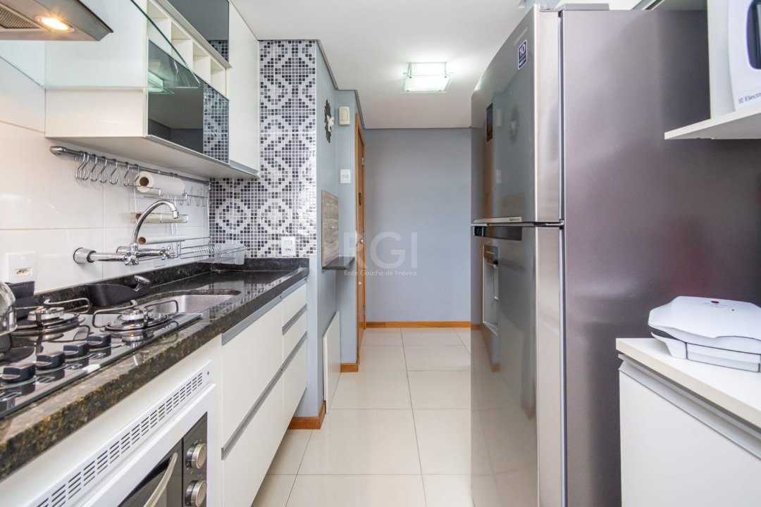 Apartamento à venda com 2 quartos, 70m² - Foto 12