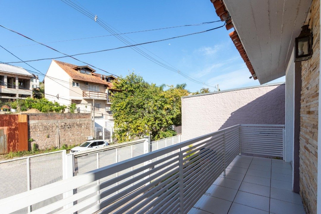 Casa à venda com 3 quartos, 250m² - Foto 27