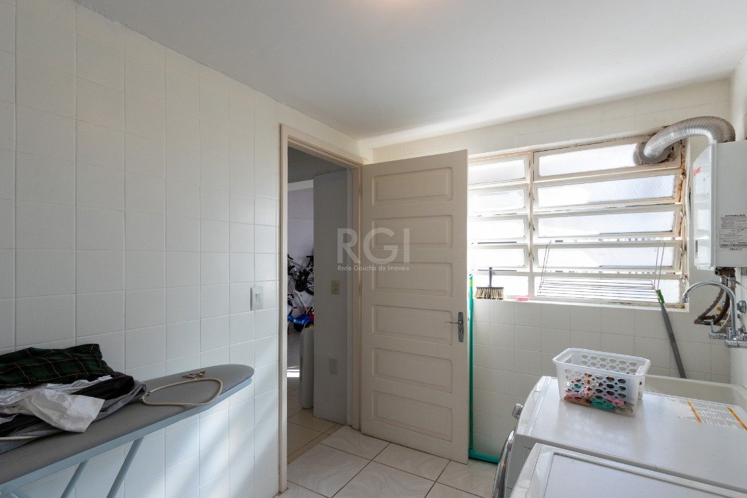 Casa à venda com 3 quartos, 250m² - Foto 54