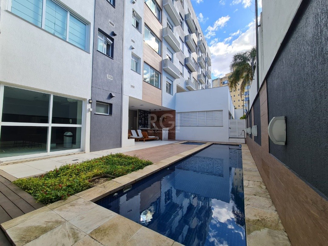 Apartamento com 43m², 1 dormitório, 1 suíte, 1 vaga no bairro Cristal em Porto Alegre para Comprar