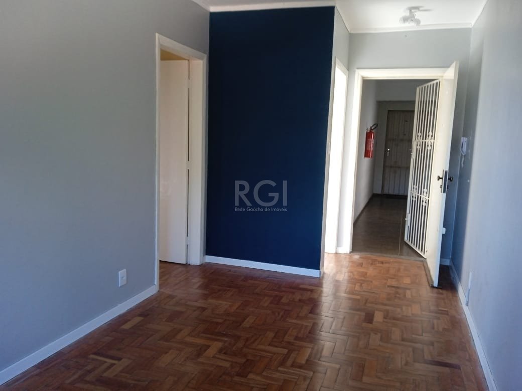 Apartamento à venda com 2 quartos, 58m² - Foto 2