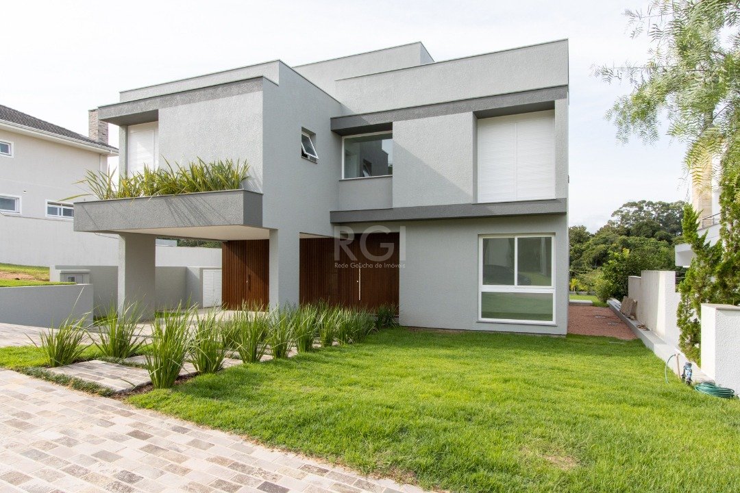 Casa Condominio com 484m², 4 dormitórios, 4 suítes, 2 vagas no bairro Alphaville em Porto Alegre para Comprar