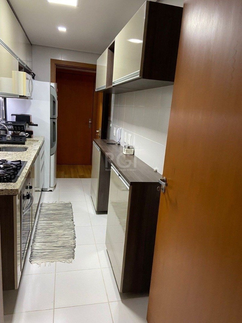 Apartamento à venda com 2 quartos, 75m² - Foto 22