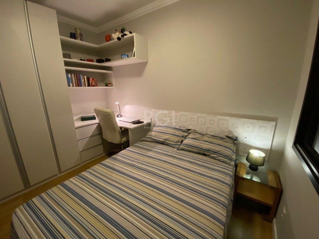 Apartamento à venda com 2 quartos, 75m² - Foto 26