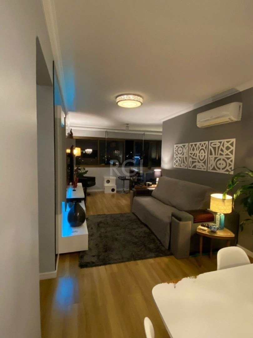 Apartamento à venda com 2 quartos, 75m² - Foto 6