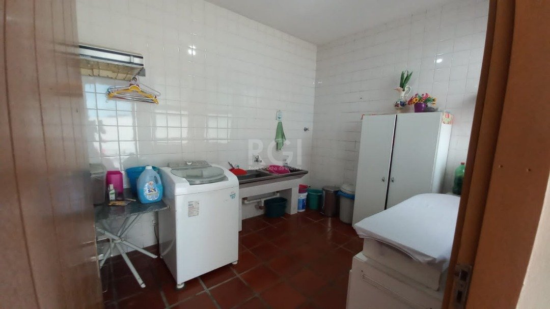 Casa à venda com 5 quartos, 370m² - Foto 10