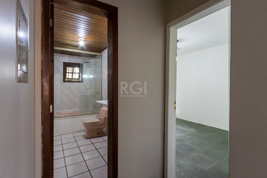 Casa para alugar com 3 quartos, 249m² - Foto 29