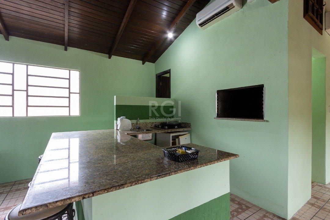 Casa para alugar com 3 quartos, 249m² - Foto 49