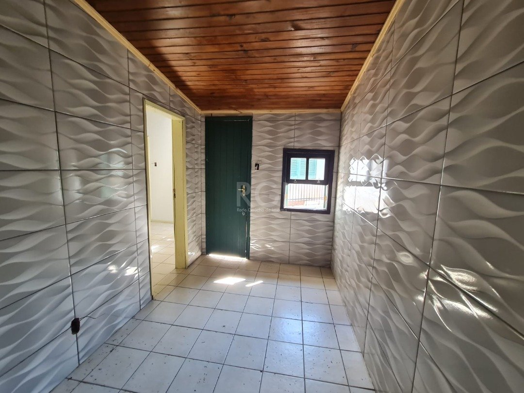 Casa à venda com 5 quartos, 300m² - Foto 47