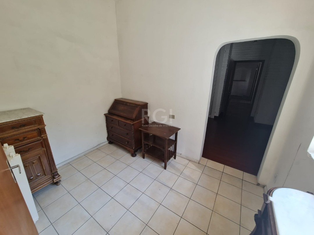 Casa à venda com 5 quartos, 300m² - Foto 41