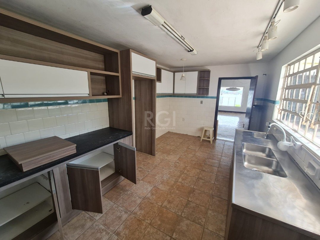 Casa à venda com 5 quartos, 300m² - Foto 23