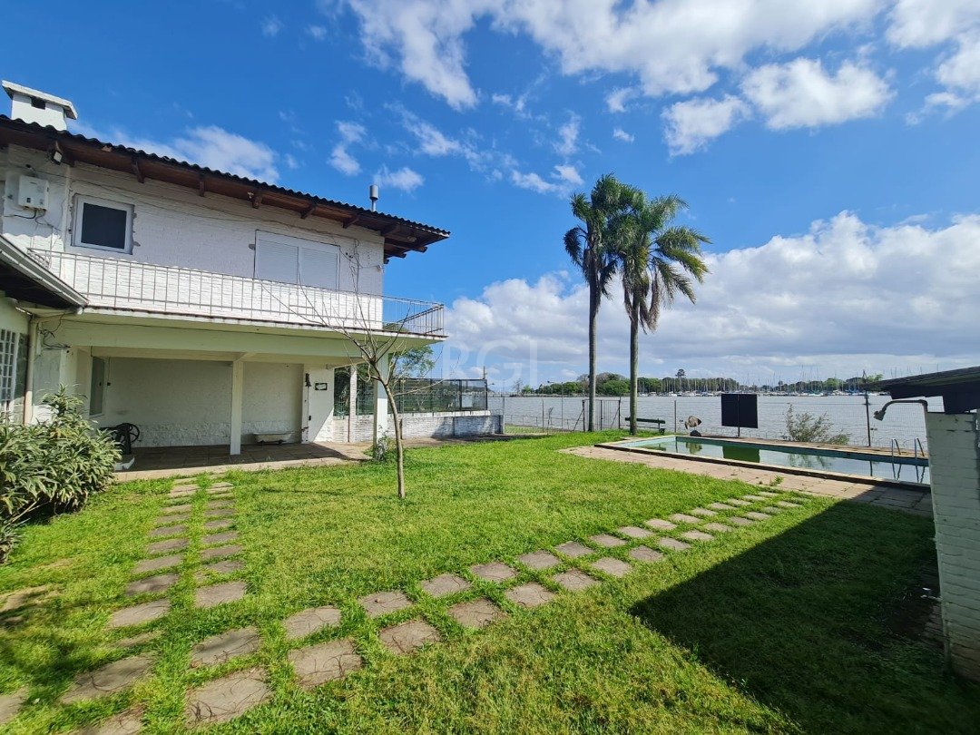 Casa à venda com 5 quartos, 300m² - Foto 6