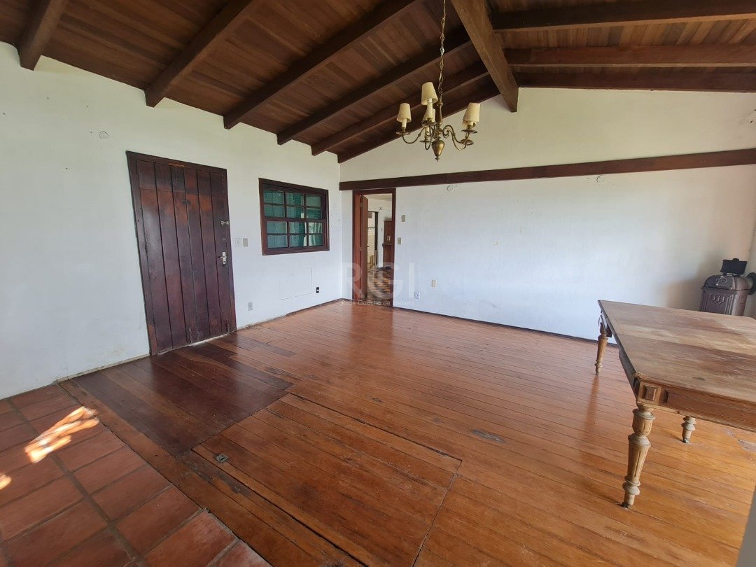 Casa à venda com 5 quartos, 300m² - Foto 21