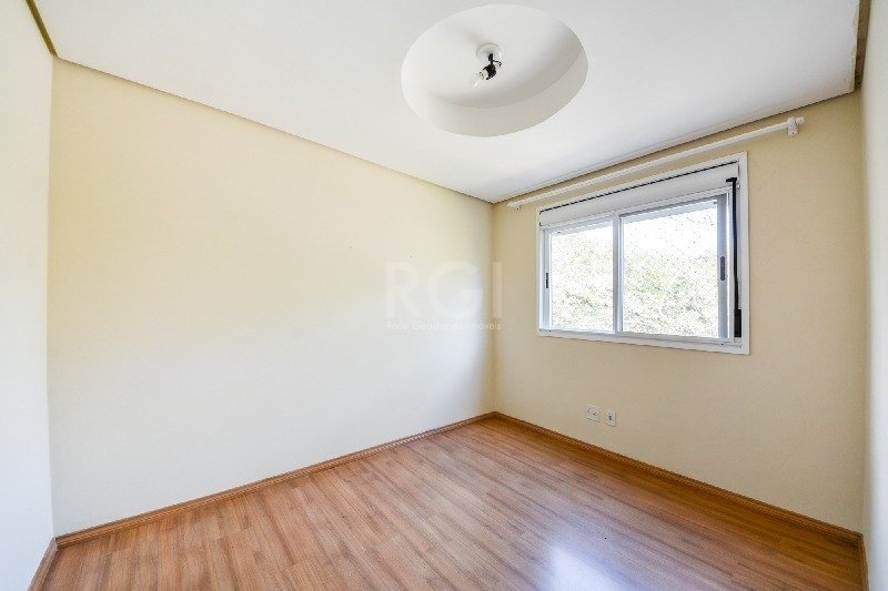 Apartamento à venda com 3 quartos, 67m² - Foto 2