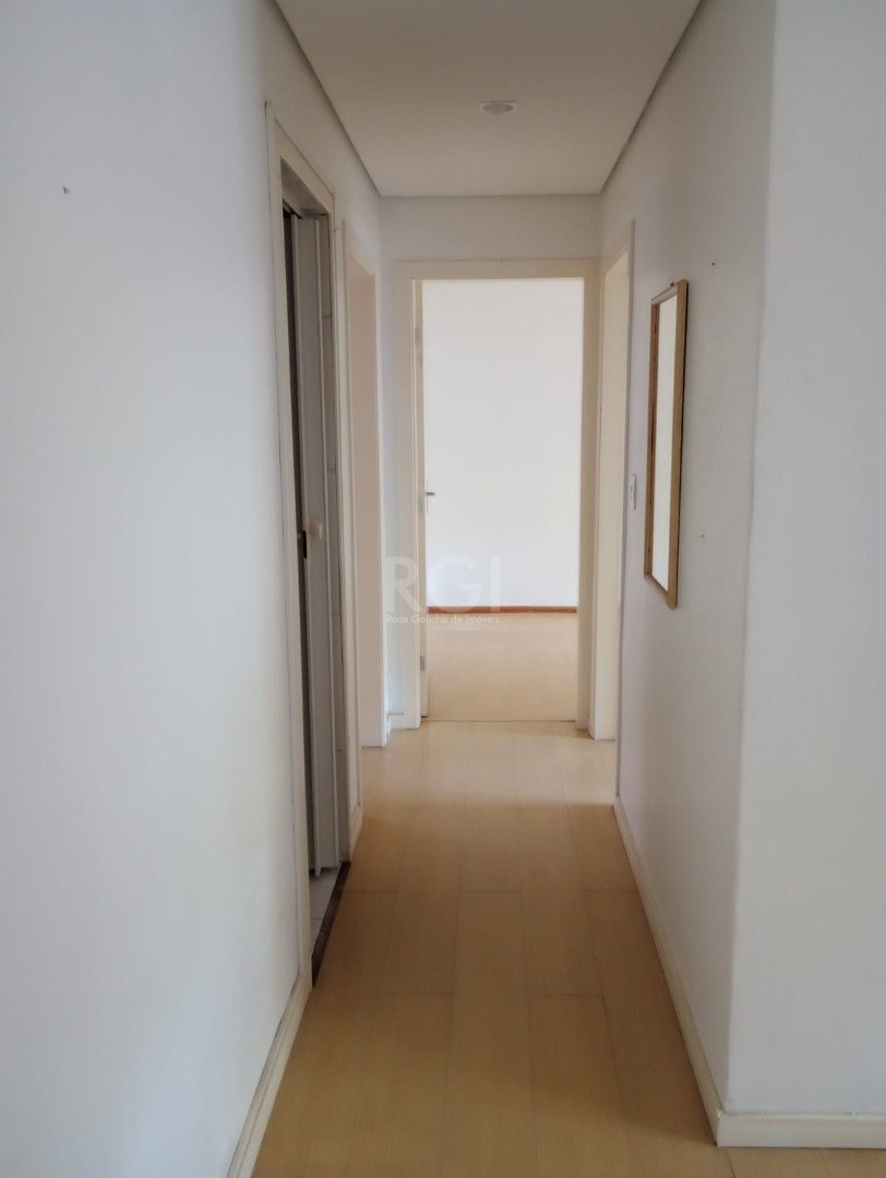 Apartamento à venda com 3 quartos, 67m² - Foto 4