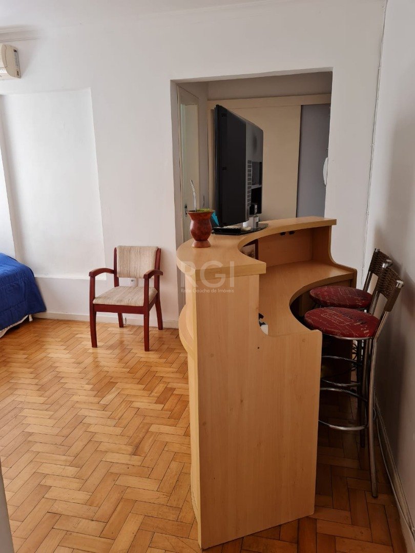 Apartamento à venda com 1 quarto, 40m² - Foto 30