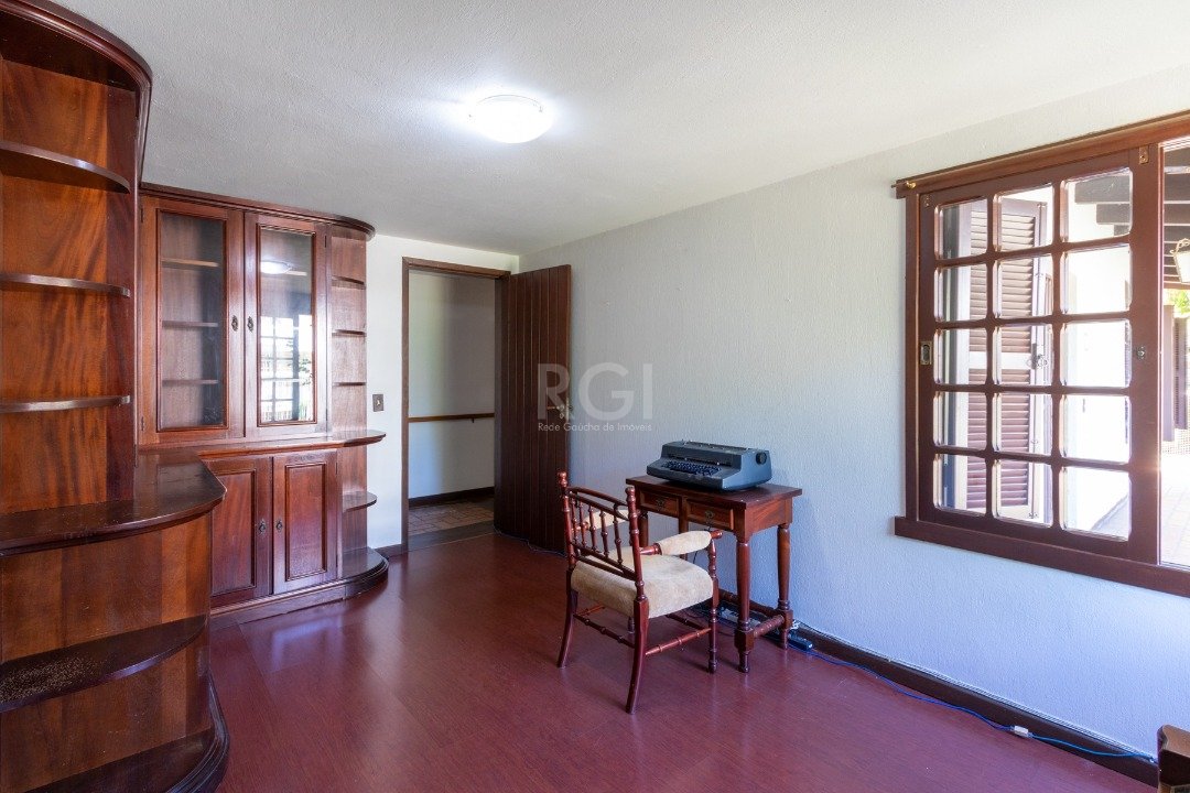 Casa para alugar com 4 quartos, 358m² - Foto 15