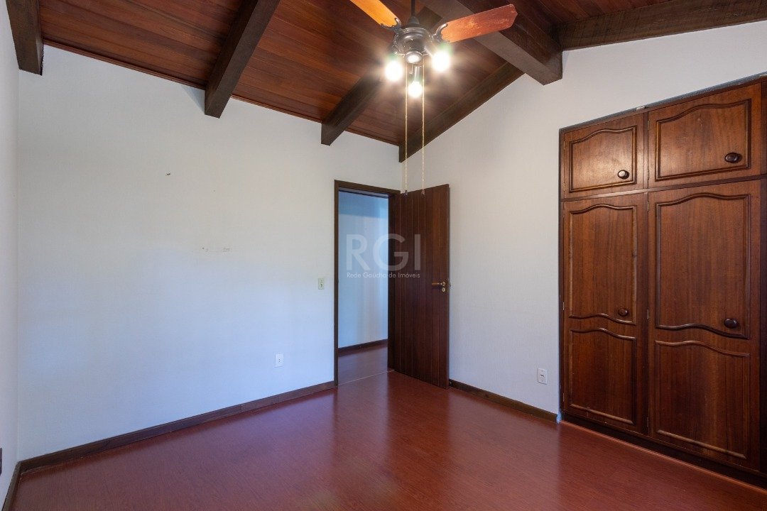 Casa para alugar com 4 quartos, 358m² - Foto 22