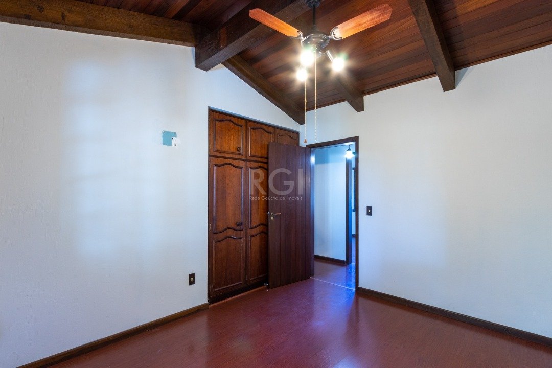 Casa para alugar com 4 quartos, 358m² - Foto 24