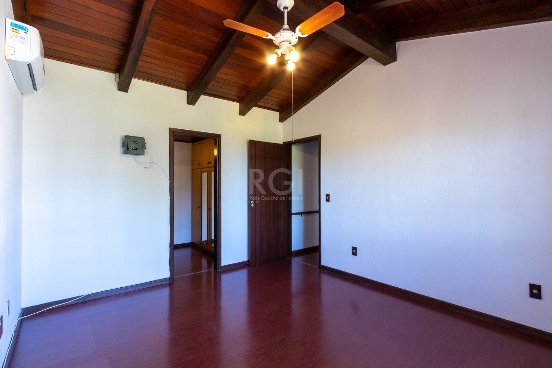 Casa para alugar com 4 quartos, 358m² - Foto 29