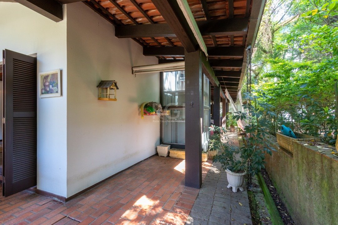 Casa para alugar com 4 quartos, 358m² - Foto 51