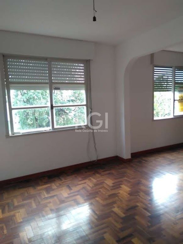 Apartamento à venda com 3 quartos, 75m² - Foto 1