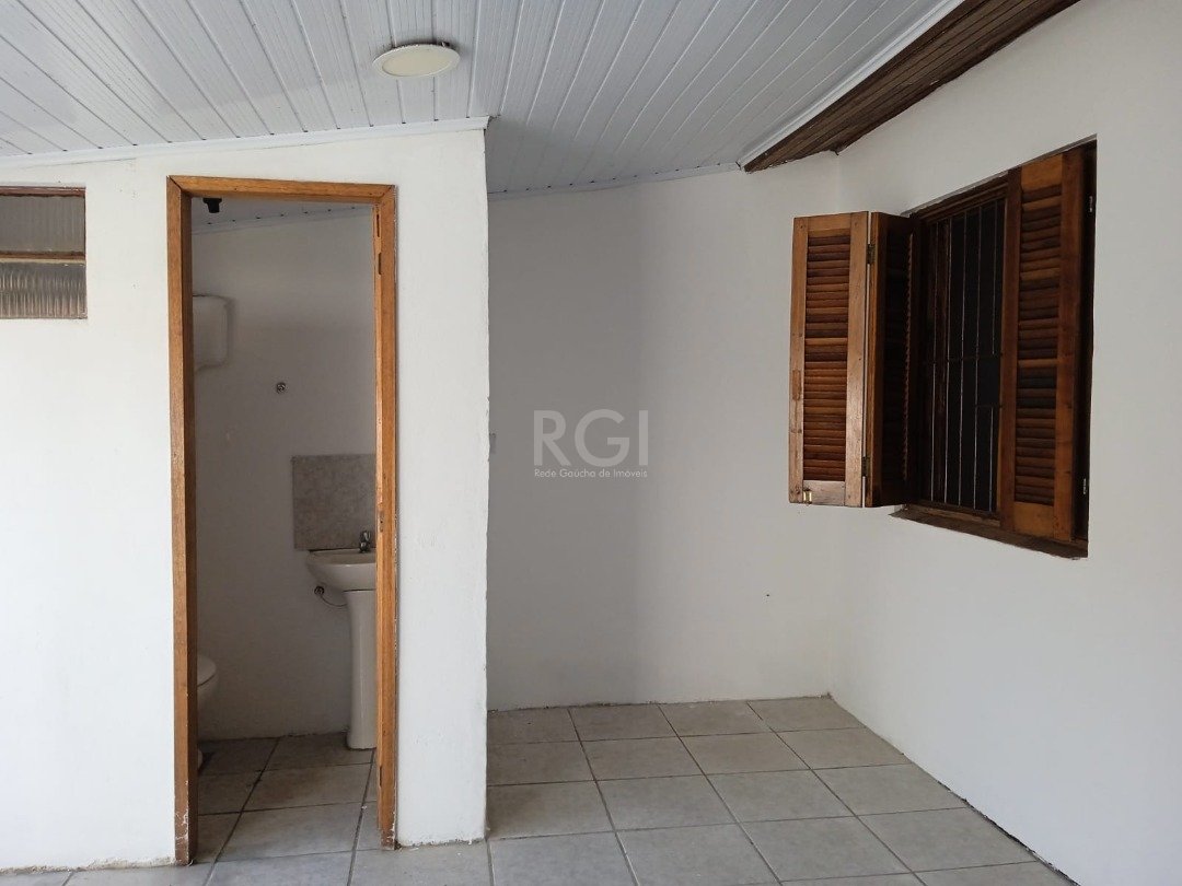 Casa à venda com 2 quartos, 46m² - Foto 33