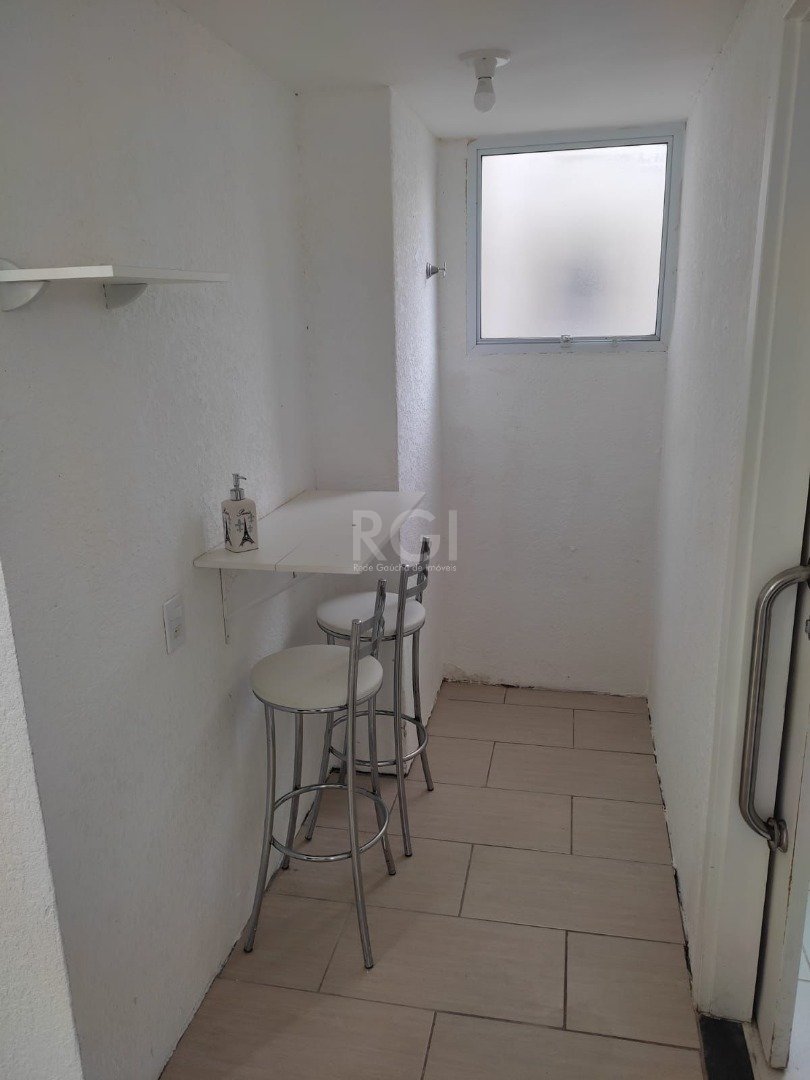 Apartamento à venda com 1 quarto, 41m² - Foto 2