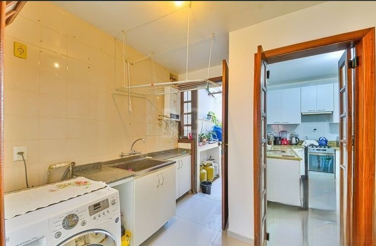 Casa à venda com 4 quartos, 180m² - Foto 14