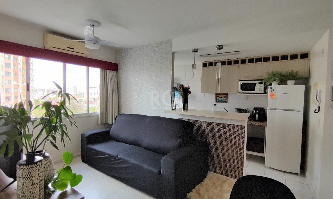 Apartamento à venda com 3 quartos, 65m² - Foto 2