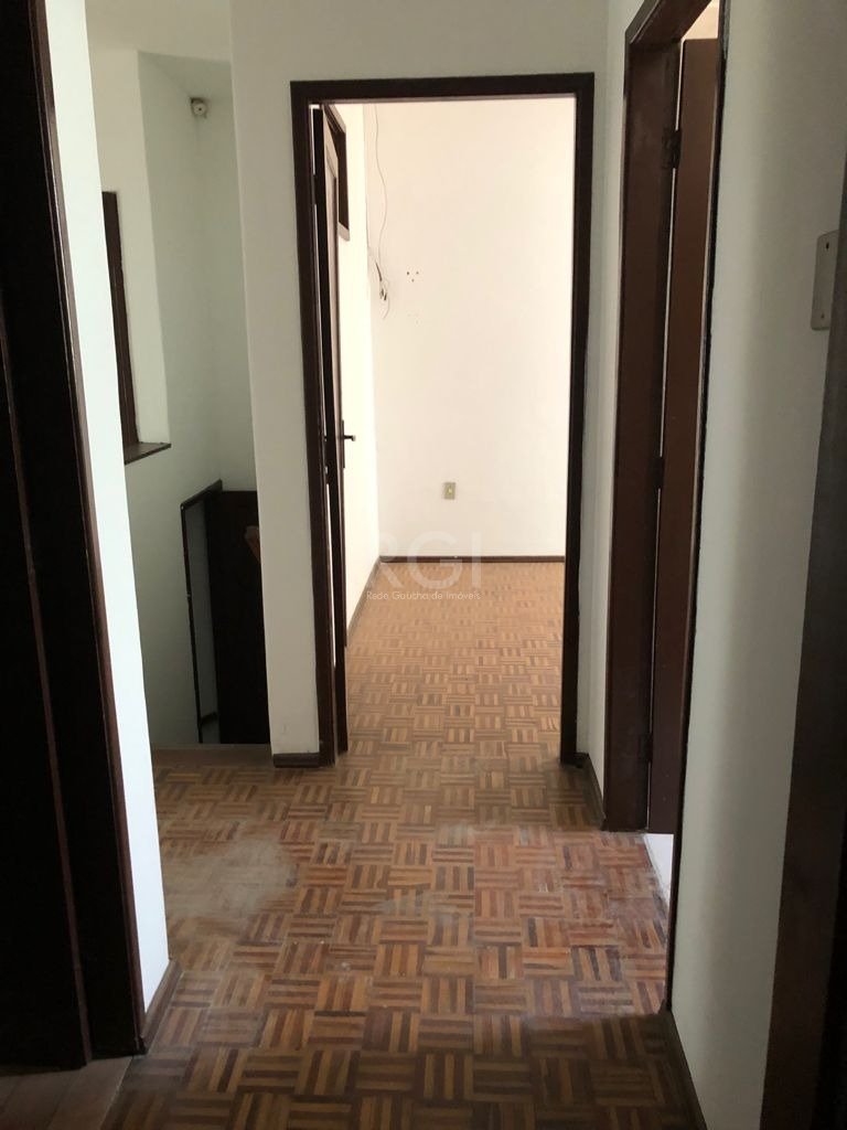 Casa à venda com 4 quartos, 144m² - Foto 9