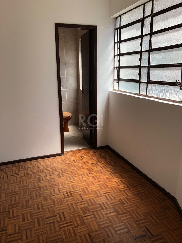 Casa à venda com 4 quartos, 144m² - Foto 32