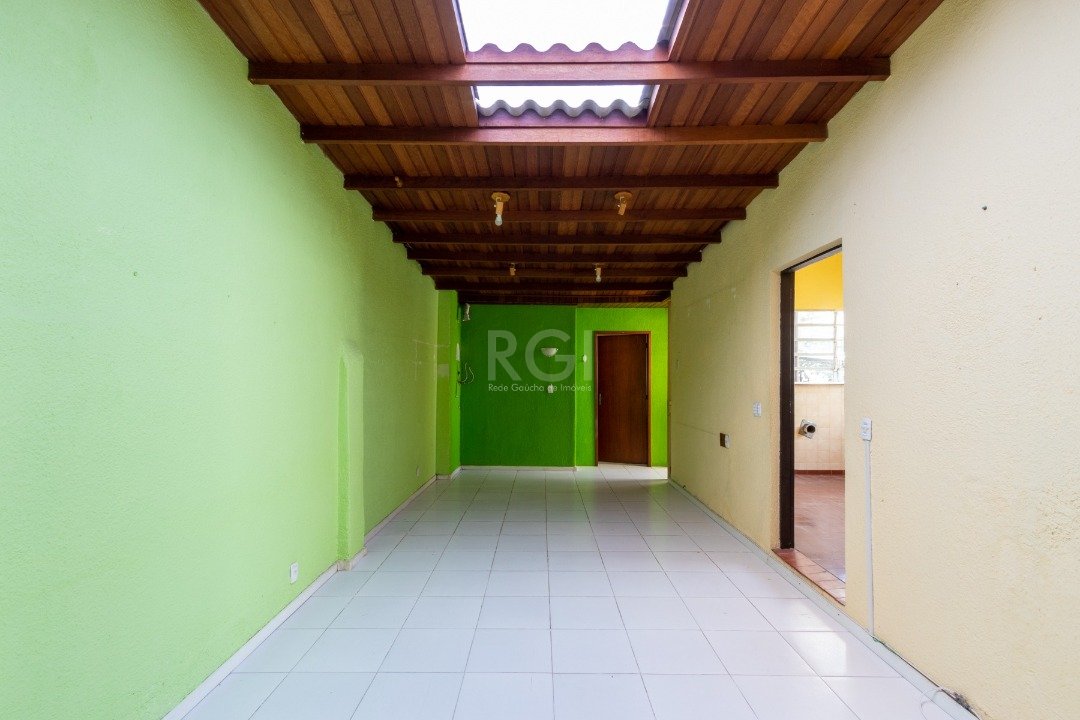 Casa à venda com 2 quartos, 120m² - Foto 17