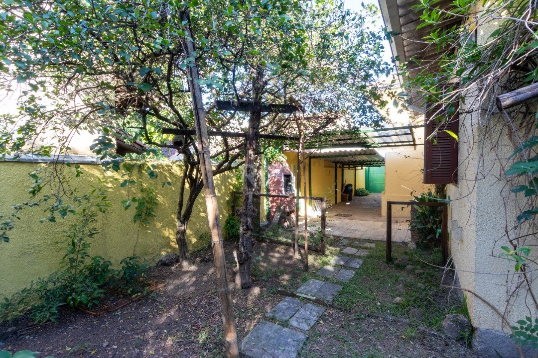 Casa à venda com 2 quartos, 120m² - Foto 33