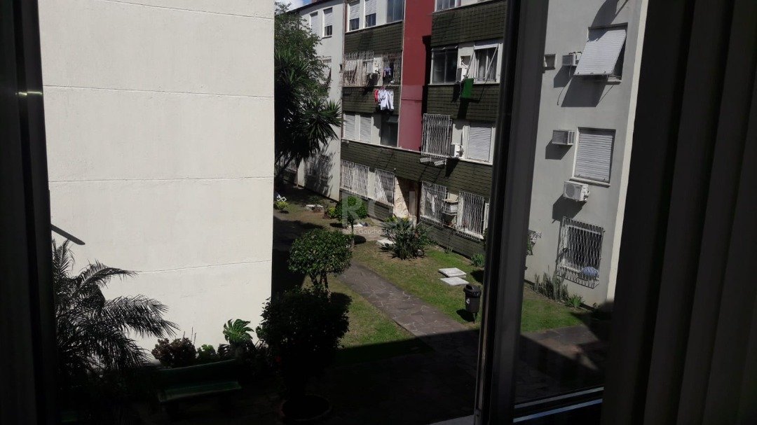 Apartamento à venda com 2 quartos, 46m² - Foto 1