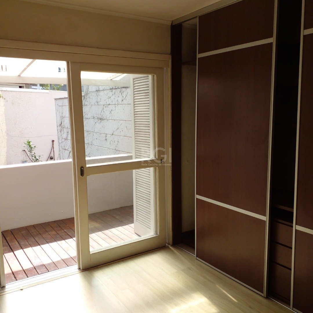 Casa de Condomínio para alugar com 3 quartos, 192m² - Foto 18