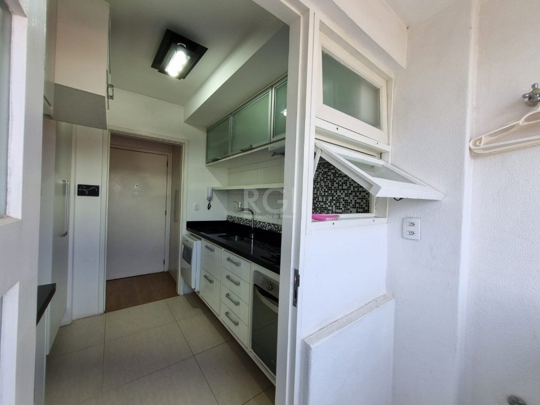 Apartamento à venda com 2 quartos, 58m² - Foto 2